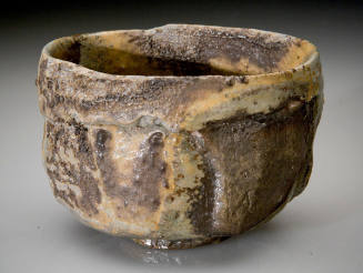 Bizen knife-edge carved tea bowl