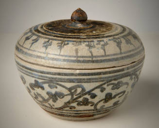 Small Round Covered Box with Brown Cover with Knob Handle  and Decoration of Circular Lines, Foliage and Floral Sprays