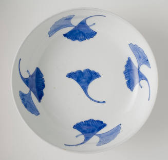 Blue and White Bowl with Ginko-Leaf Motif