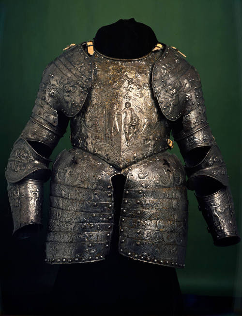 Ceremonial Half-Armor with "Repoussé" Decoration